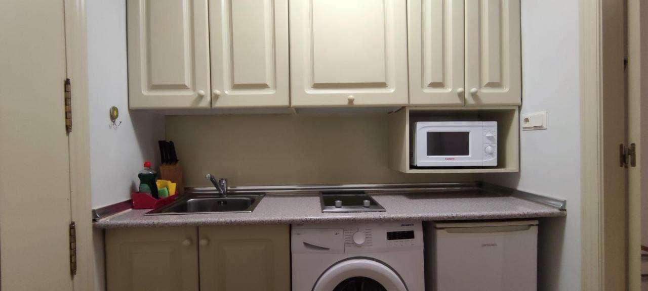 Apartamentos Serrallo, Parking Gratuito Y Cocina, Alhambra Y Playa Гранада Экстерьер фото